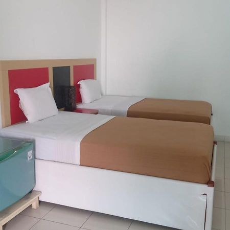 Hotel Asia Bukittinggi Buitenkant foto