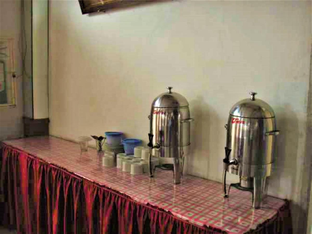 Hotel Asia Bukittinggi Buitenkant foto