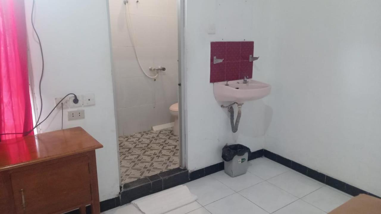 Hotel Asia Bukittinggi Buitenkant foto