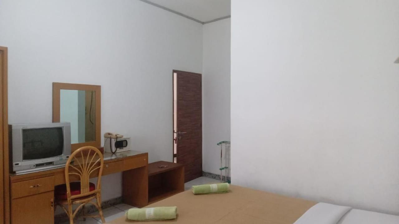 Hotel Asia Bukittinggi Buitenkant foto