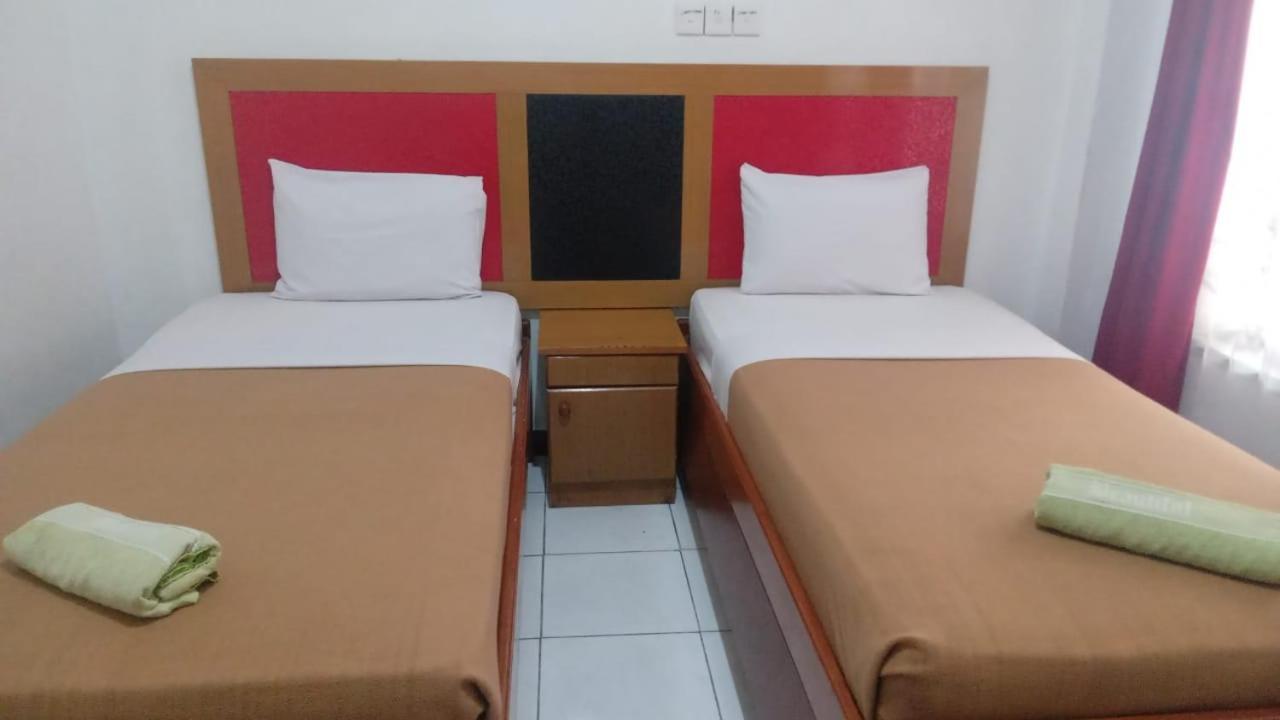 Hotel Asia Bukittinggi Buitenkant foto